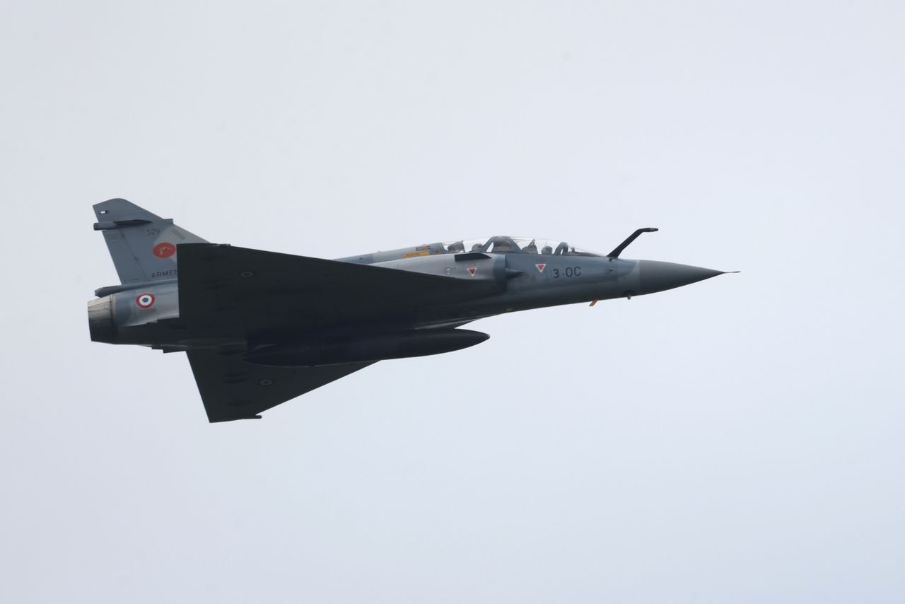 Ukrainische Streitkräfte schießen russischen Su-35 über Kursk ab