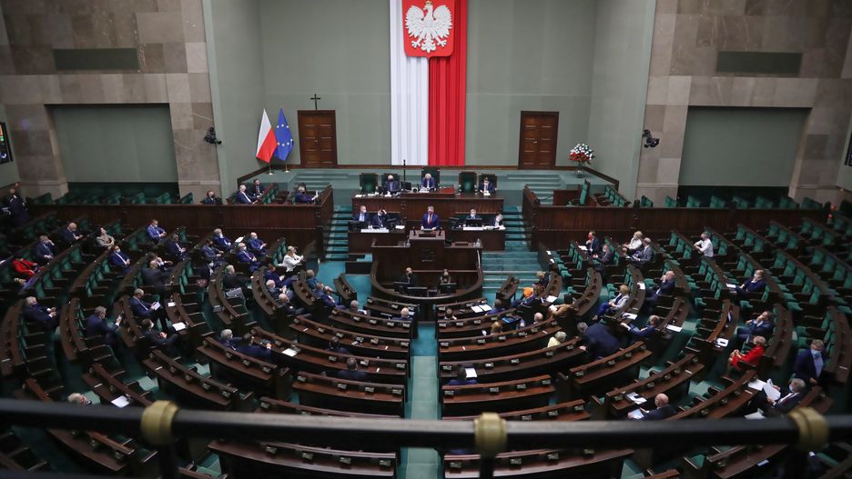 Najnowszy sondaż. Kto wchodzi do Sejmu? 