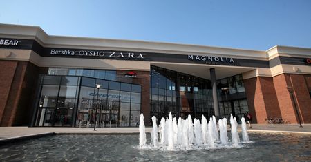 Gigantyczna transakcja w Polsce. Znana galeria handlowa we Wrocławiu sprzedana