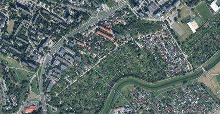 Zniszczona ulica w Lublinie doczeka się remontu. Ten ma być ekspresowy, bo nowy asfalt ma pojawić się w 90 dni