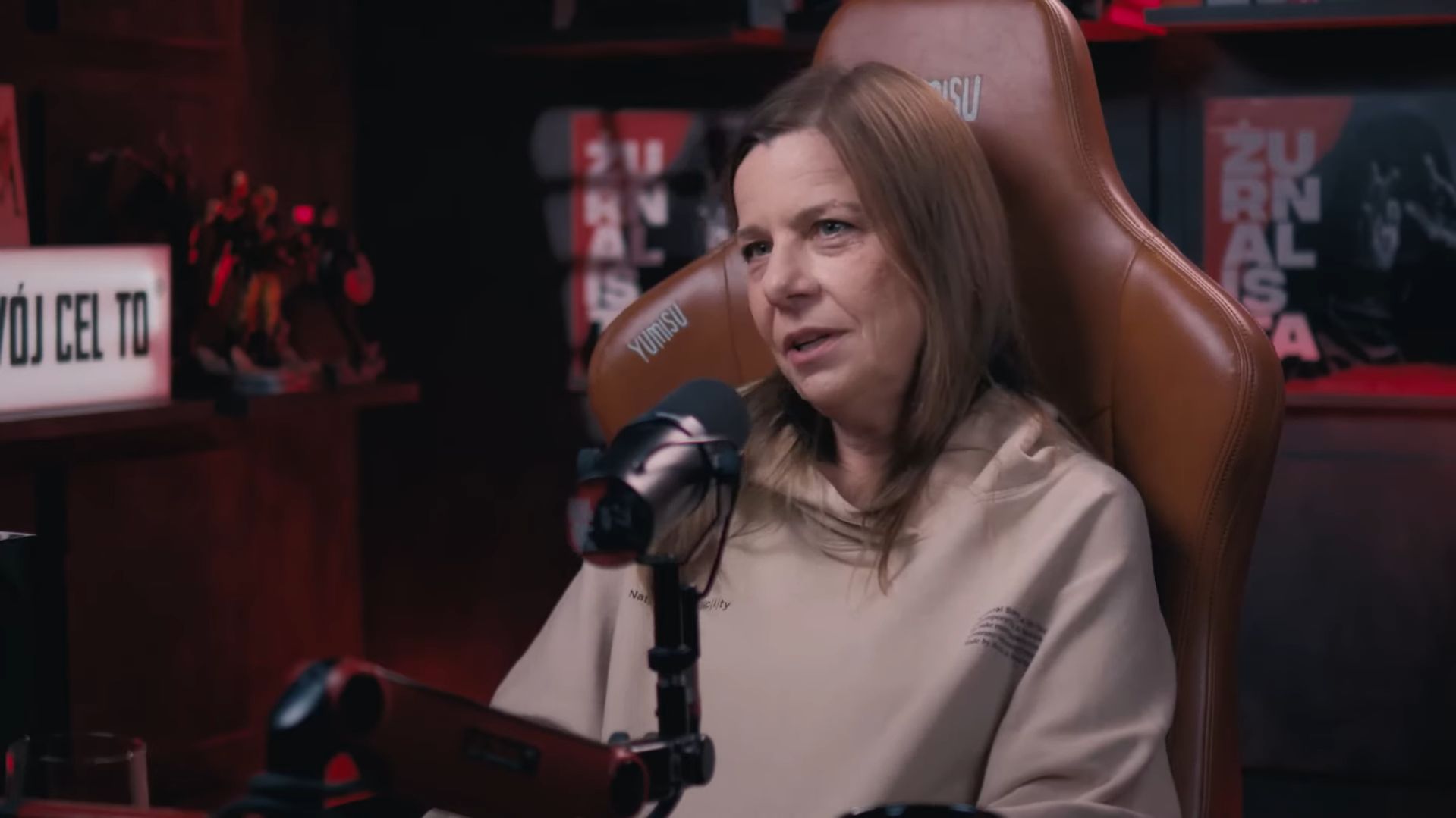 Agata Kulesza u Żurnalisty