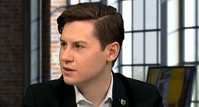 Piotr Pawelec: z „Teleexpressu” do „Nie da się ukryć” w TVP Info