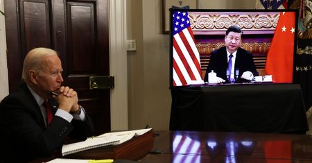 Rozmowa Joe Bidena i Xi Jinpinga. Biden powiedział o konsekwencjach dla Pekinu
