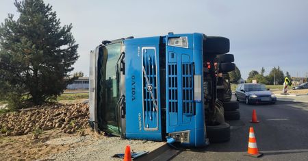 Wypadek na rondzie w Pile - AKTUALIZACJA