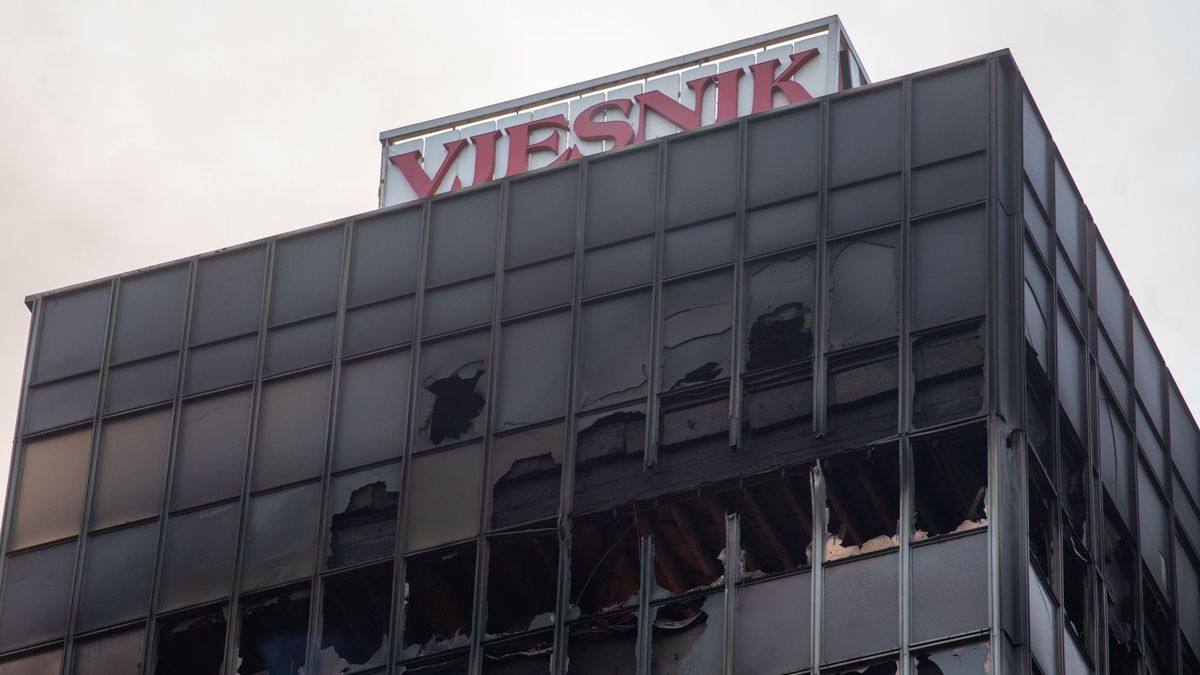 Firefighting efforts continue at the skyscraper fire in Croatia
ZAGREB, CROATIA -  NOVEMBER 18: Firefighting efforts continue at the skyscraper in Zagreb, the capital of Croatia, where a fire broke out during the night on November 18, 2025. (Photo by Stipe Majic/Anadolu via Getty Images)
Anadolu
fire, building, fire fighting, broke out, disaster, extinguish
