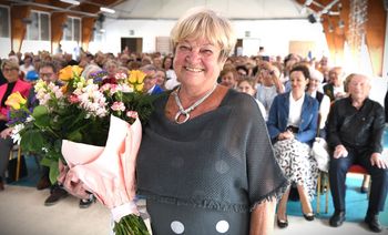 Zielona Góra: Królowa studentów trzeciego wieku. Zofia Banaszak, pani rektor ZUTW, zaraża radością