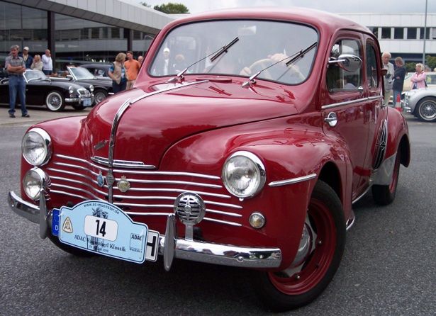 Renault 4CV