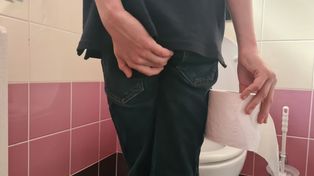 Znak, że rak zajął jelita. Zauważysz go w toalecie