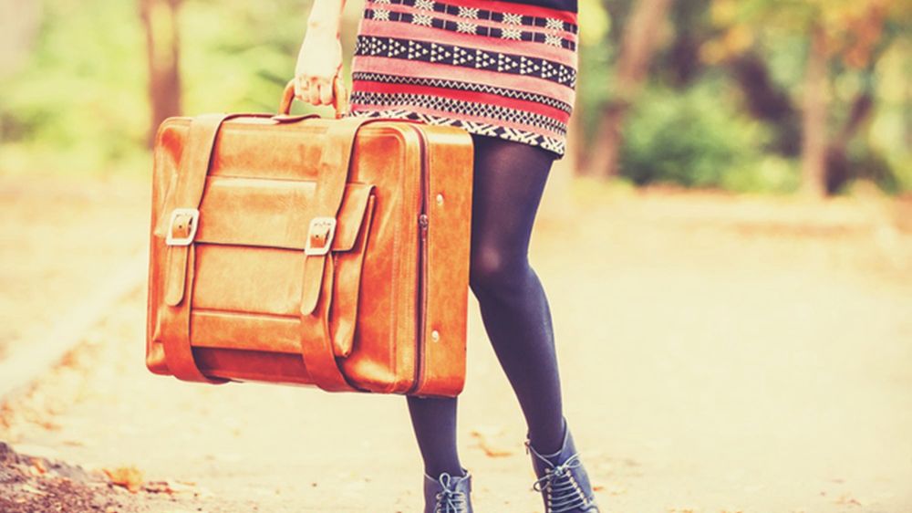 Niebanalny wzór na spódnicy przyciągnie wzrok do zgrabnych nóg