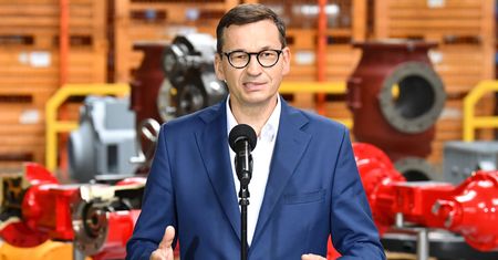 Morawiecki chwalił się nadwyżką 25 mld zł. Ekspert: "To manipulacja"