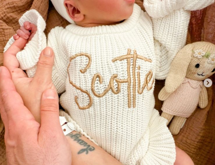 Alaina Scott urodziła