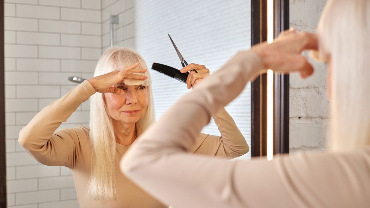 Zadbana kobieta po 60 roku życia.