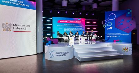 Dezinformacja nie omija samorządów – mocny głos Ministerstwa Cyfryzacji na Local-SoMe’25