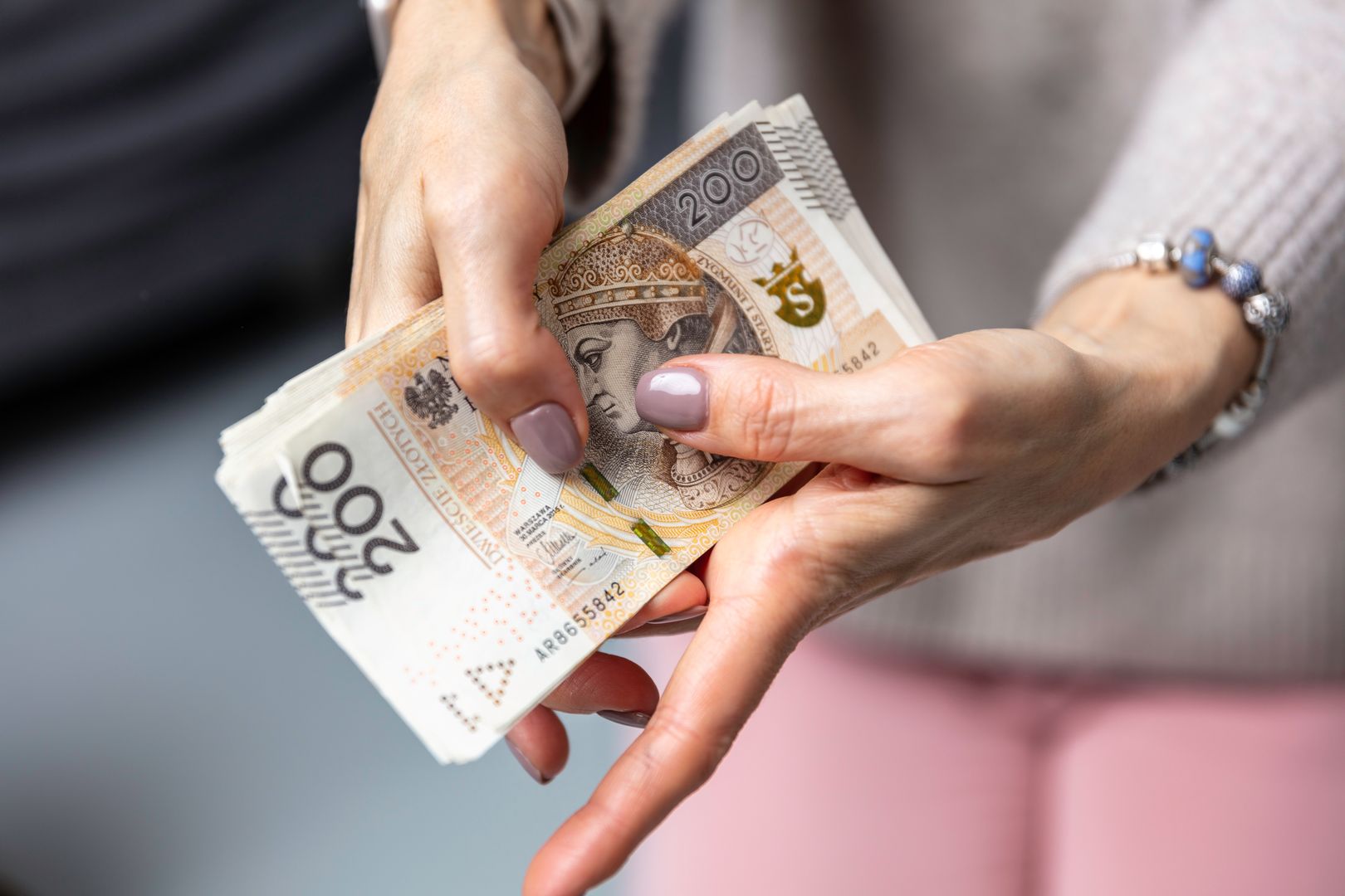 Oszustwa na "800 plus"