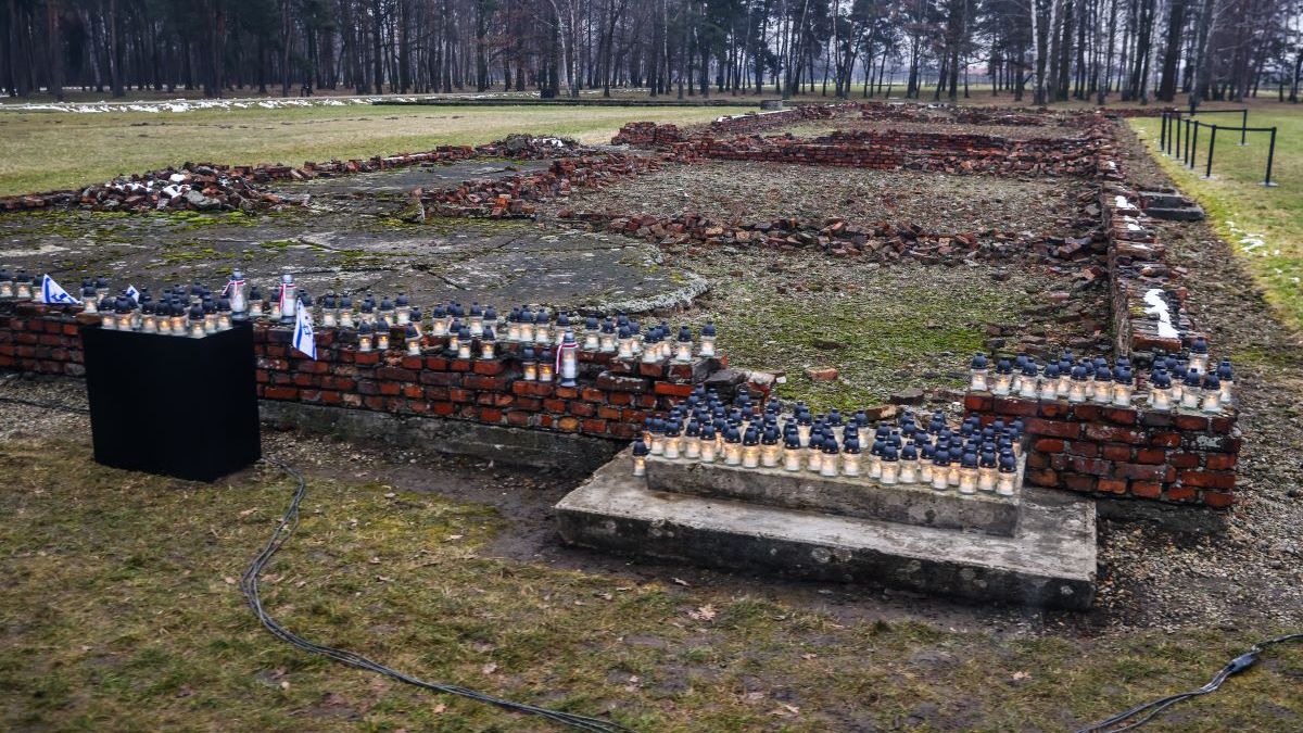 Ruiny krematorium IV w Auschwitz II-Birkenau