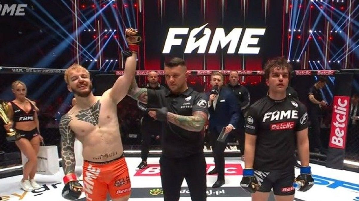 Tomasz Działowy wygrywa na Fame MMA 17