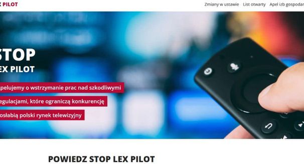 Lex pilot cały czas bez prac w komisji. Branża apeluje o konsultacje