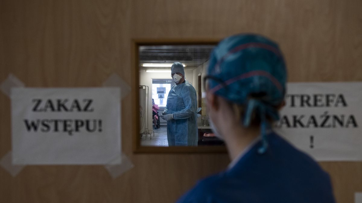 Z powodu stwierdzenia koronawirusa u lekarza ortopedy na kwarantannę skierowano ponad 100 osób