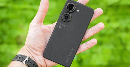 Nie znam szybszego telefonu w 2022 roku. Asus ZenFone 9 jest fenomenalny