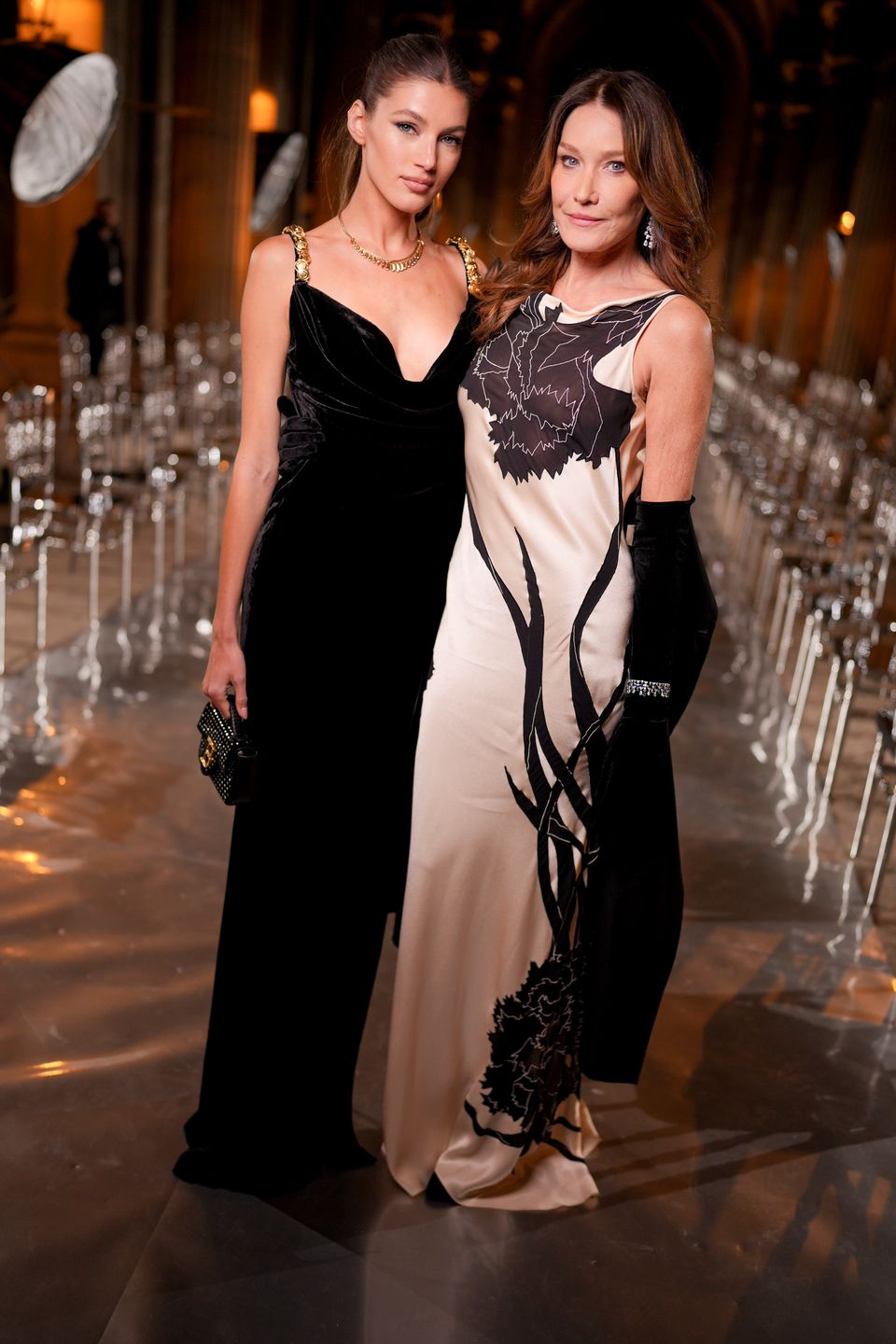 Valery Kaufman, Carla Bruni