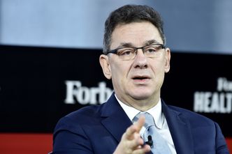 Szef Pfizera o czwartej dawce. "Konieczna" dla ochrony przeciw COVID-19