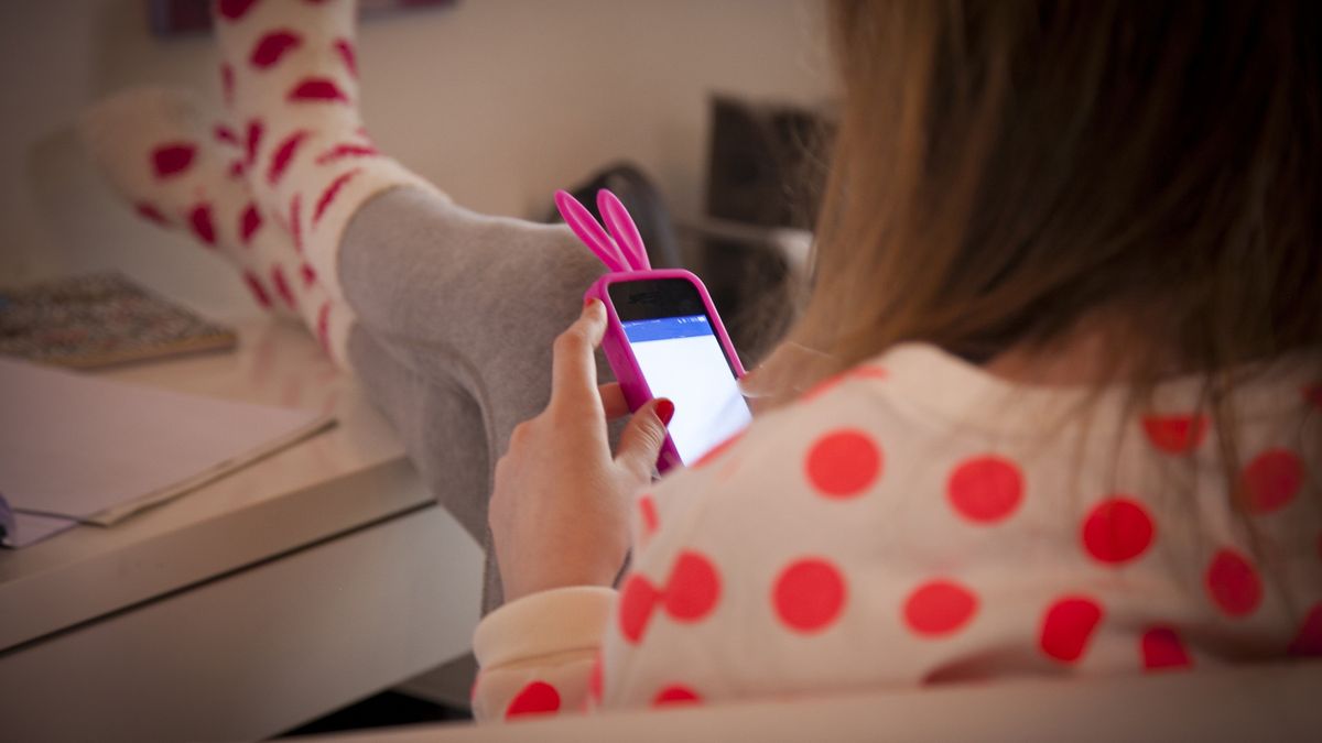 Dzieci spędzają coraz więcej czasu przed ekranami