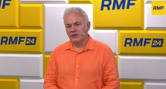 Publicystyka w mediach: koalicja rządowa dominuje w TVP, u Mazurka i w Polsacie co drugi gość z PiS