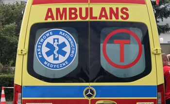 Tragedia pod Kłobuckiem. Nie żyje funkcjonariusz Służby Więziennej