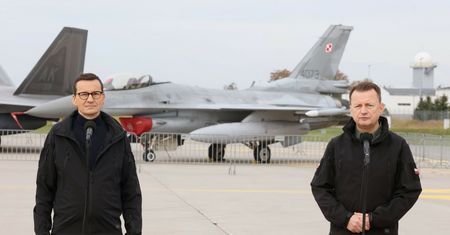 Tym rząd PiS się nie chwali. Wyprzedaż długu stwarza zagrożenie dla bezpieczeństwa Polski
