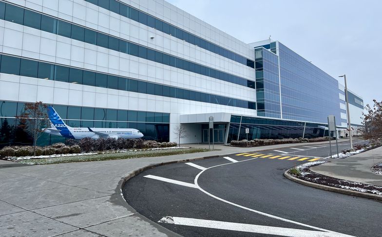 Fabryka Airbusa A220 w Mirabel