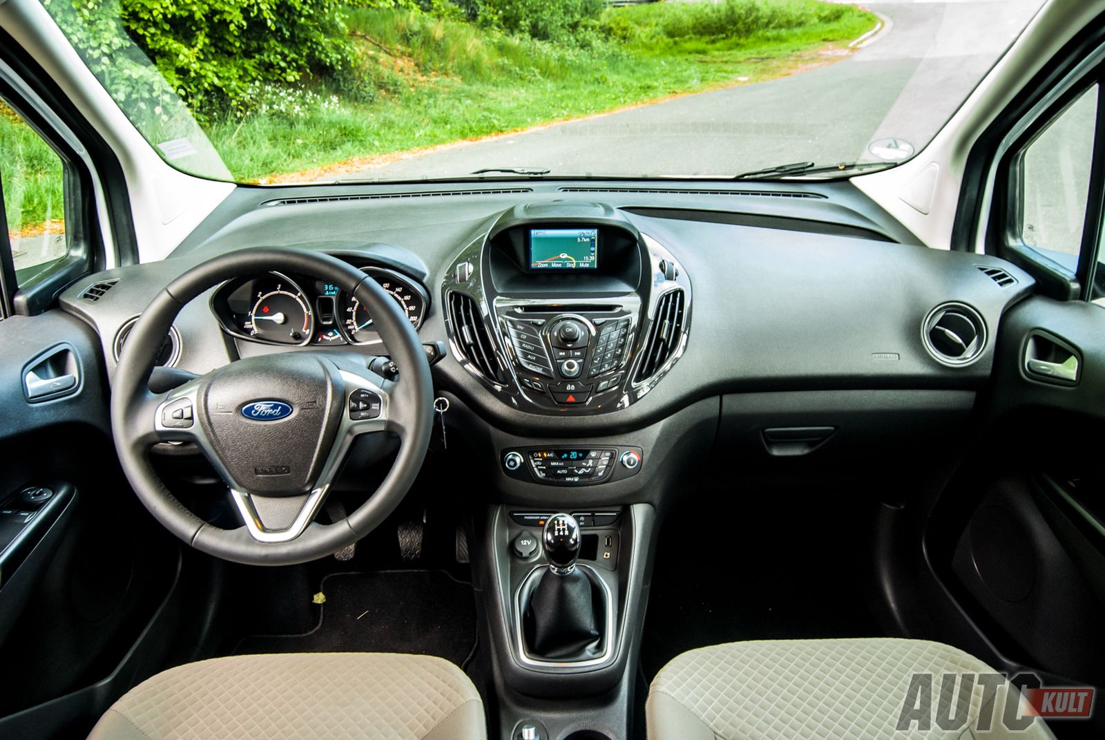 Ford Tourneo Courier 1,0 EcoBoost i 1,6 TDCi - pierwsza jazda [galeria] 19