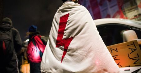 Temat aborcji w Parlamencie Europejskim. "Nigdy więcej piekła kobiet!"