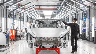 Niemiecka fabryka Tesli z problemami. A Musk znów obiecuje