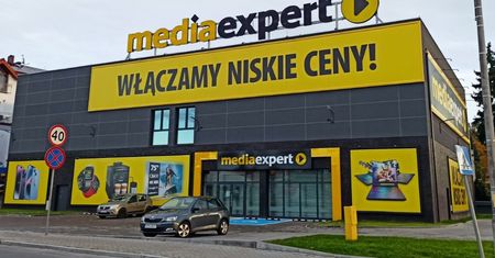 Smartfon taniej o 330 zł. "Top oferty" w Media Expert do 3 września