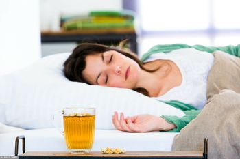 Iluzja gumowej ręki. Fale mózgowe wspływają na postrzeganie ciała