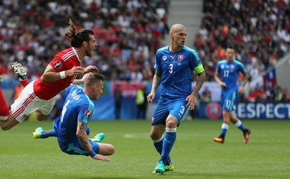 99 zł za głos Mateusza Borka. Klienci Ipli wściekli za jakość transmisji z Euro 2016, inni za darmo oglądają mecze na ZDF