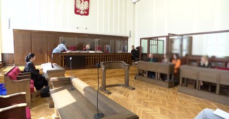 21 pseudokibiców z wyrokami za propagowanie faszyzmu, rozboje czy czerpanie korzyści z prostytucji