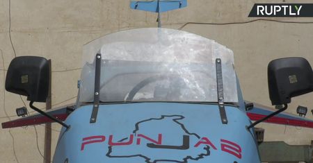 Inżynier z Indii stworzył “Pendżab Rafale”, czyli pojazd wzorowany na wielozadaniowym samolocie myśliwskim.