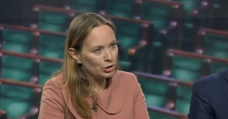 “Naszym priorytetowym zadaniem jest, by płace dla nauczycieli podnieść jak najszybciej i o 30 procent”