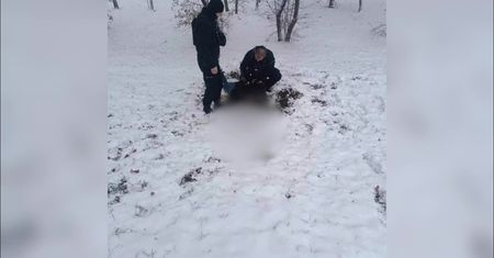Dwaj policjanci postrzeleni. Obława zakończona, zatrzymano 44-latka. Miał przy sobie broń