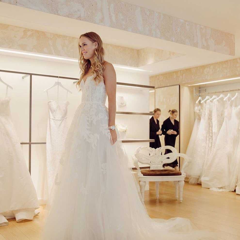 Caroline Wozniacki w sukni ślubnej