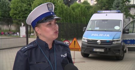 Wpadł w poślizg, przebił się przez barierki i spadł z wiaduktu