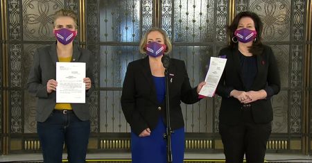 Posłanki Lewicy złożyły zawiadomienie do prokuratury na J. Przyłębską