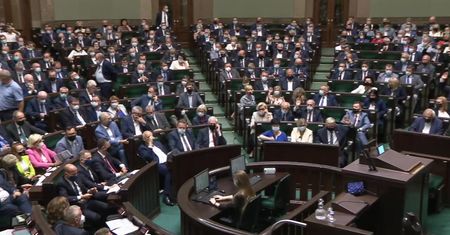 Sejm przyjął ustawę anty-TVN. 228 posłów zagłosowało “za”