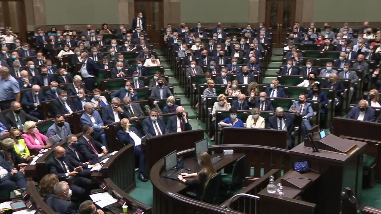 Sejm przyjął ustawę anty-TVN. 228 posłów zagłosowało “za”