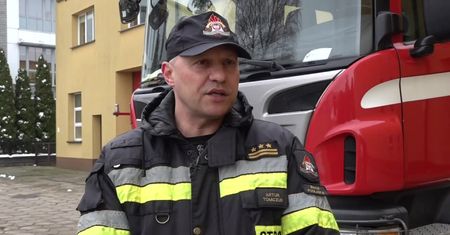 Z garażu wynieśli dwóch nastolatków, reanimacja trwała ponad godzinę. Nie udało się ich uratować