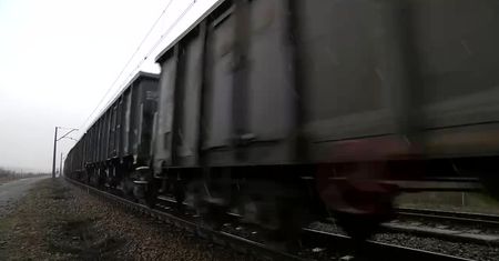 Dwóch policjantów kradło koks z hałdy. Złapano ich na gorącym uczynku