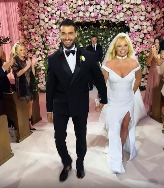 Britney Spears udostępniła film ze ślubu z Samem Asgharim