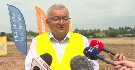 PiS zwleka z ogłoszeniem list wyborczych. “Kaczyński nie chce przed wyborami stracić większości w sejmie”