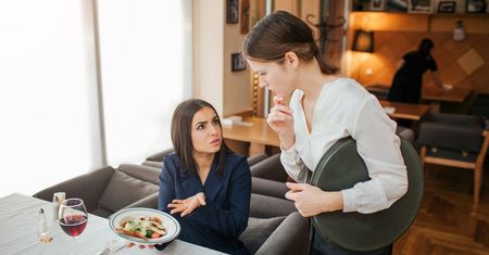 Restaurator podał klientkę do sądu. Chodzi o niepochlebną opinię dla restauracji